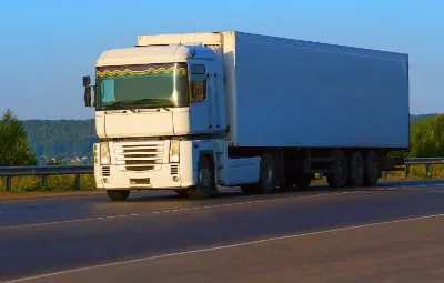 İzmir ile Korgan Arası Öğrenci Eşyası Taşıma